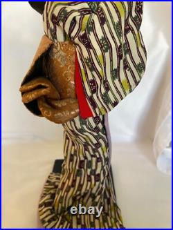 Vintage Japanese Geisha Doll in Kimono on Wood Pedestal Beautiful Vintage Japanese Geisha Doll in Kimono on Wood Pedestal Beautiful