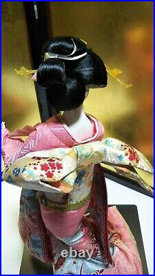 Vintage Japanese Geisha doll in Kimono 21 53cm on wooden base Antique MINT