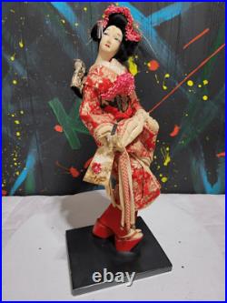 Vintage Japanese Giesha Kimono Doll With Fan 18