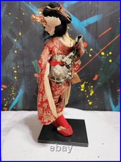 Vintage Japanese Giesha Kimono Doll With Fan 18