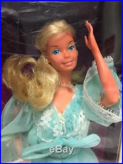 Vintage Japanese Japan Superstar Barbie In Original Box Blue Nightgown/robe