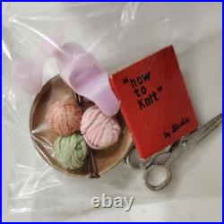 Vintage Mattel #6 Ponytail Barbie In 1963 Dressed Doll Box Knitting Pretty #957