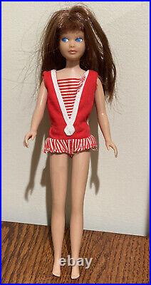 Vintage Mattel Barbie's Little Sis, SKIPPER Carrying Case, Clothes, accessories