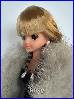 Vintage Mattel Takara Barbie Doll -Sapphire Mink Coat 1985 Japan Rare