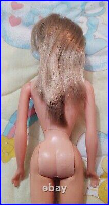 Vintage Mattel light brown TNT Twist N Turn Barbie doll in NEW Outfit