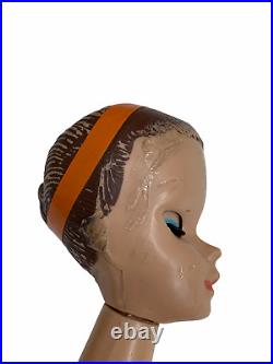 Vintage Miss Barbie 1060 with Box Swing Wigs Plant Near Complete Mattel EUC