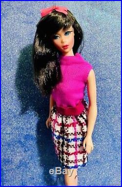 Vintage Mod 1967 Brunette TNT Barbie SEARS Beautiful Blues Gift Set Doll Japan