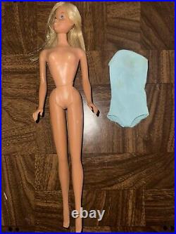 Vintage Mod 1971 Blonde Sun Set Malibu Barbie Fashion Model Doll 1067 Japan