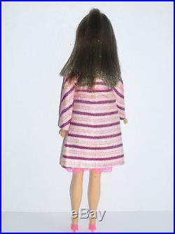 Vintage Mod Barbie Tnt Brunette Doll In Dancing Stripes #1843 Outfit Japan