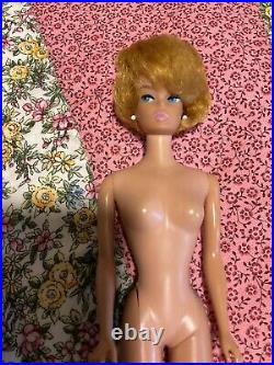 Vintage Original 1958 Blonde Bubble Cut Midge Barbie Doll With Blue Eyes Japan