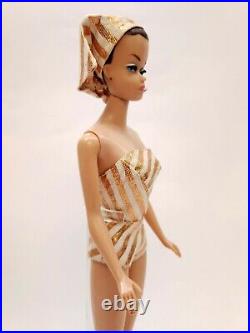 Vintage Original 1963 Barbie Fashion Queen With Wigs & Outfit #870 Near Mint