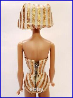 Vintage Original 1963 Barbie Fashion Queen With Wigs & Outfit #870 Near Mint