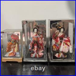 Vintage Otagiri OMC Japan Geisha Dolls Set of 3 Figural Display Case Mid-Century