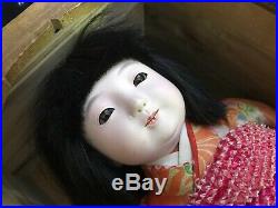 Vintage Retro Japanese Doll Geisha Nihon Ningyo Figure Figurine Wooden Case
