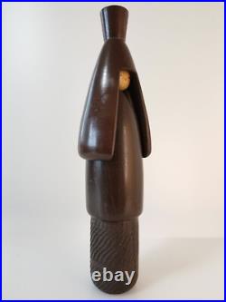Vintage Sosaku Kokeshi Doll by Master Shozan Shido 29cm Vintage Sosaku Kokeshi Doll by Master Shozan Shido 29cm