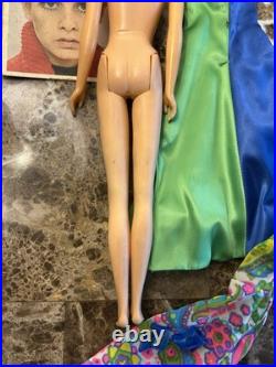 Vintage TWIGGY Doll 1967 Japan #1185 Blonde Hair & Outfit