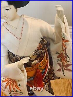 Vintage Traditional Japanese Doll in Kimono Fan Maiko Geisha Folk Craft MINT