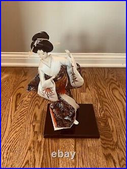 Vintage Traditional Japanese Doll in Kimono Fan Maiko Geisha Folk Craft flawless