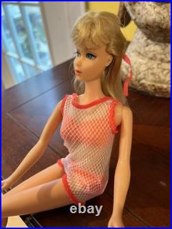 Vintage Twist & Turn Blonde Barbie