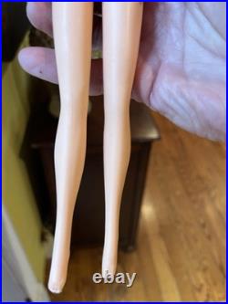 Vintage Twist & Turn Blonde Barbie