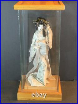 Vintage Vietnam Era Japanese Art Geisha Hand Made Fabric Cloth Doll In Glass 17