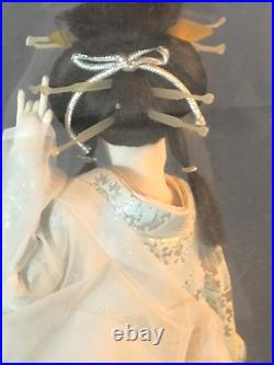 Vintage Vietnam Era Japanese Art Geisha Hand Made Fabric Cloth Doll In Glass 17