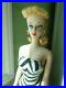 Vintage_barbie_ponytail_blond_1959_1_with_TM_box_and_reproduction_stand_01_ejtz