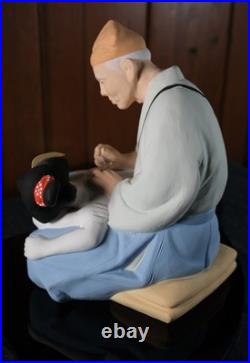 Vtg Japanese Hakata Doll by Araki Tattoo Artist Geisha Girl Figurine Glass Base