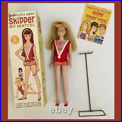 Vtg SKIPPER Barbies Little Sister #0950 Blonde WithPedestal In S. Suit IN ORIG BOX