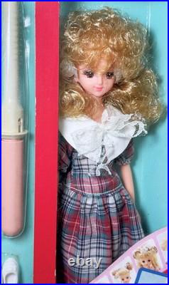 Vtg Takara Japan Cute Curl JENNY Doll Curly Hair Play 11 Barbie Box 1993