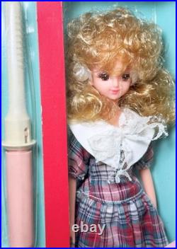Vtg Takara Japan Cute Curl JENNY Doll Curly Hair Play 11 Barbie Box 1993
