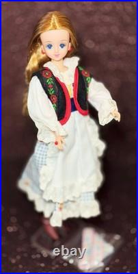 Vtg Takara Japan JENNY Shop Friend Czech MARINE Fashion Doll 11 Barbie 1994