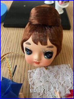 Yoshitoku Vintage 1960s Japanese Anime Big Eye Mod Fashion Doll Kits New